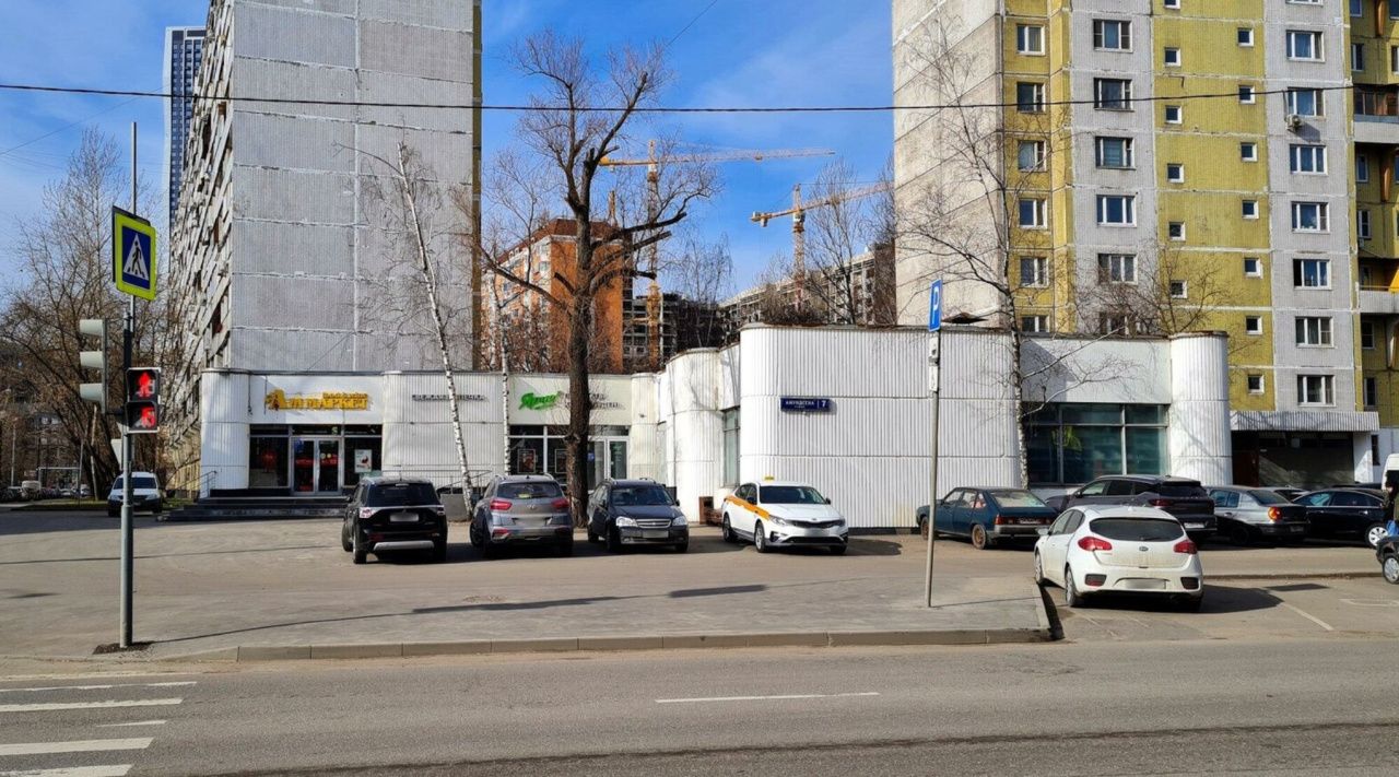 фасад дома, здание по адресу г Москва, ул Амундсена, д 7 стр 2